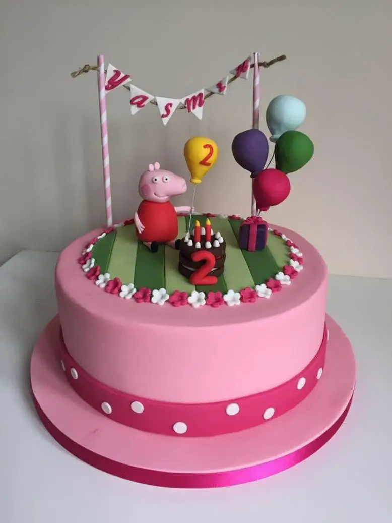 peppa pig first birthday cake