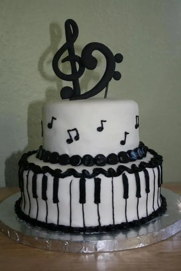 piano cakes birthday