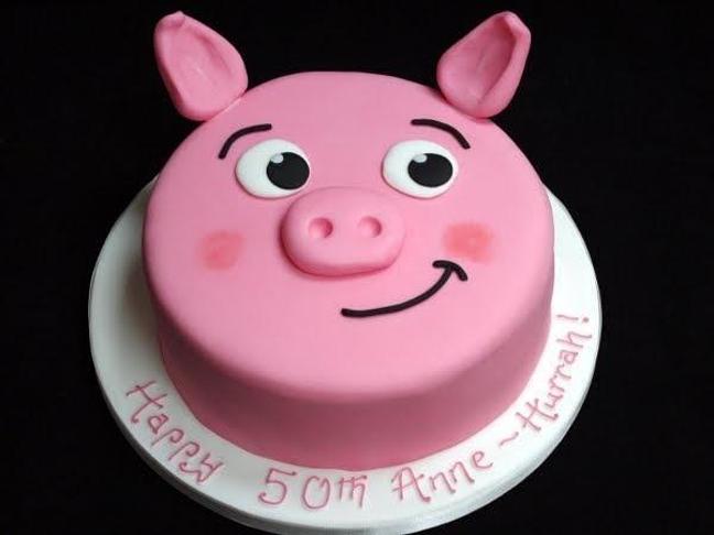 piggy birthday cakes