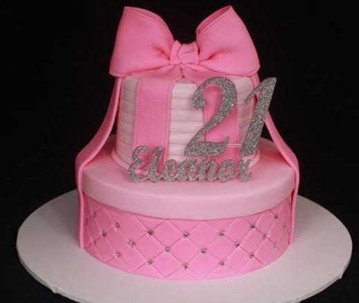 pink 21st birthday cakes