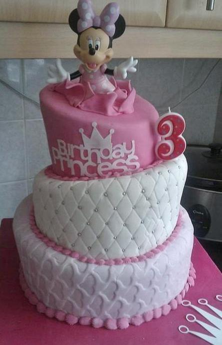 pink birthday cake for 3 year old