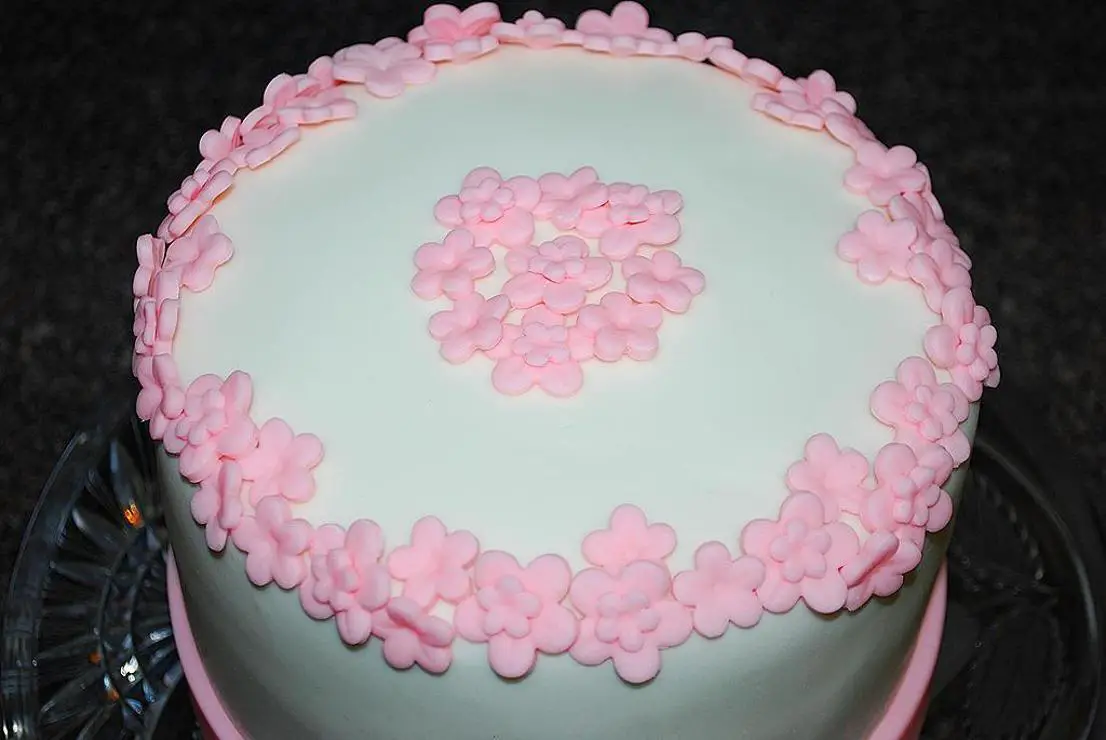 Pink flower birthday cake