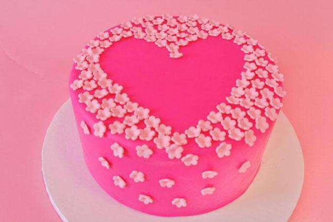 pink heart birthday cake