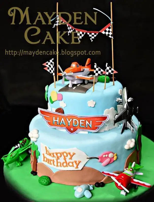 planes birthday cakes