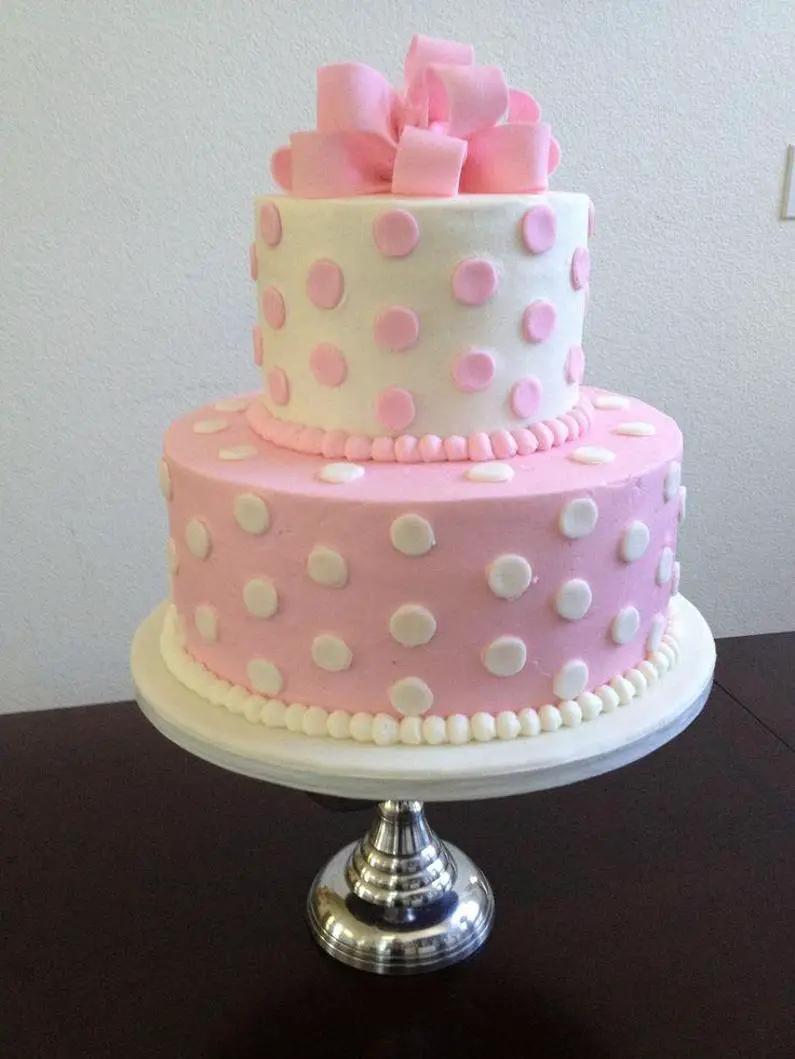 polka dots birthday cakes