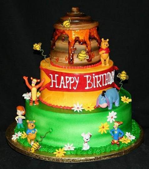 pooh birthday cakes