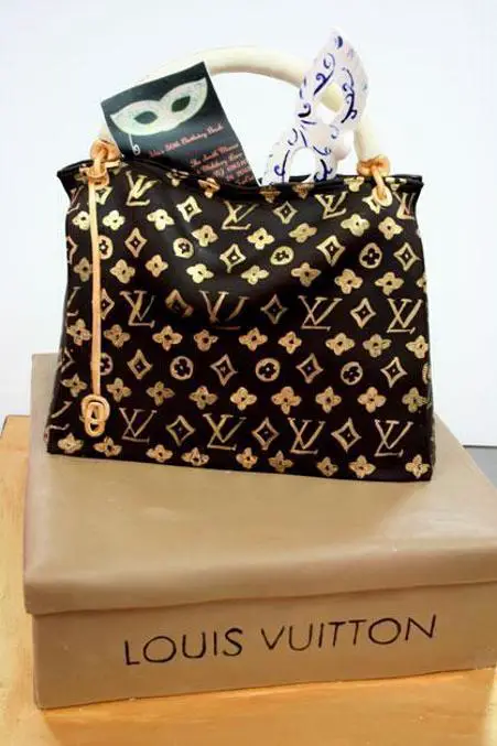 purse birthday cakes