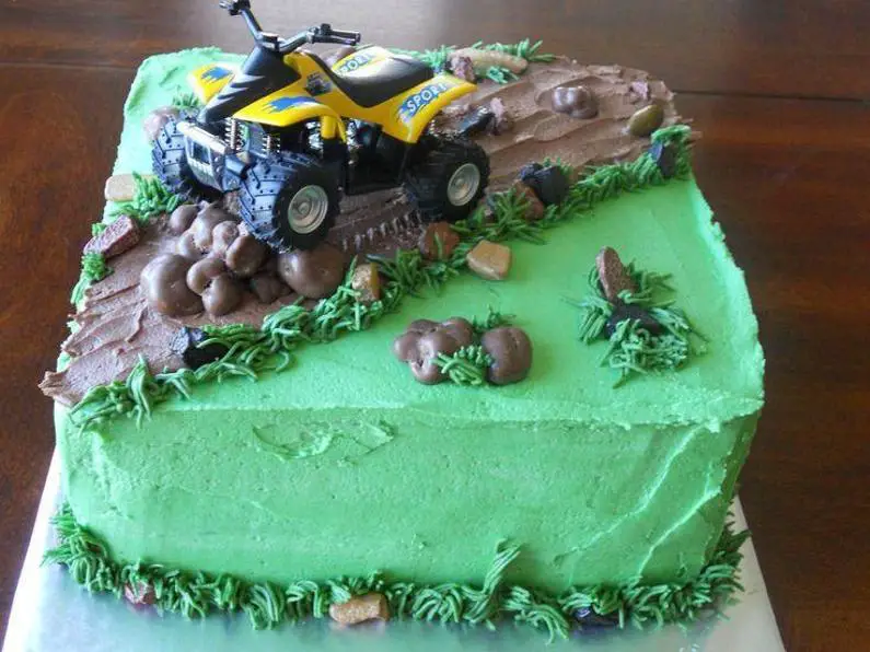 quad birthday cake