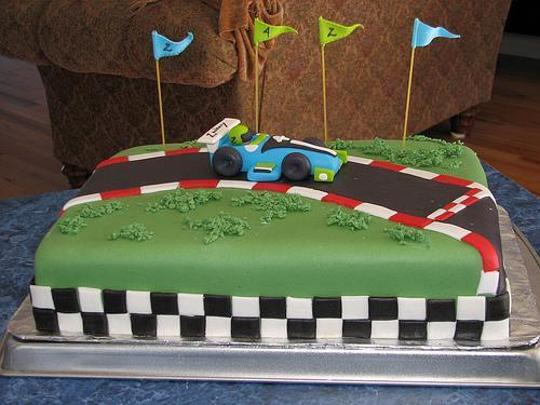 racing car birthday cakes