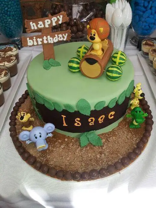 rara the noisy lion birthday cake