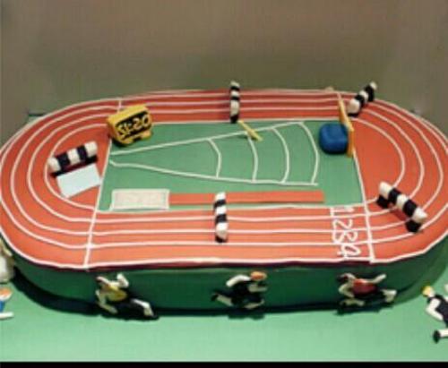 running track birthday cake