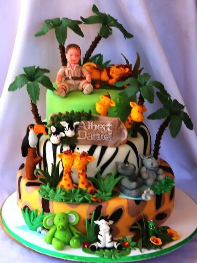 safari theme birthday cake