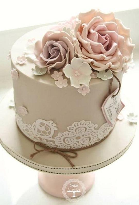simple elegant birthday cakes