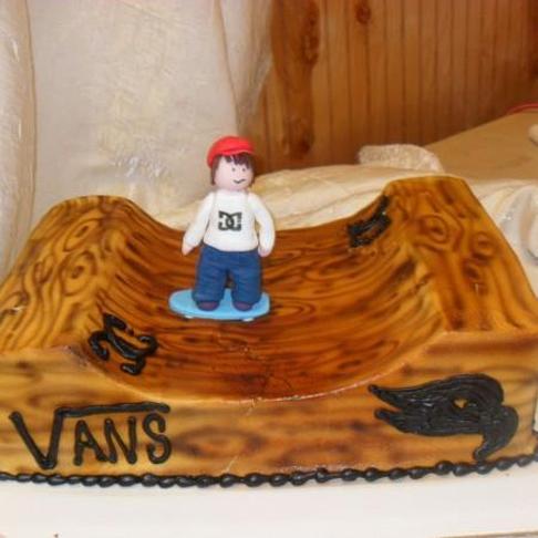 skateboard birthday cake