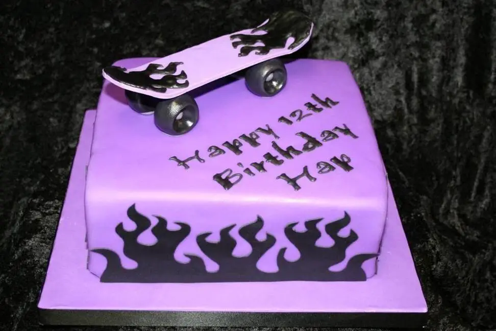 skateboard birthday cakes