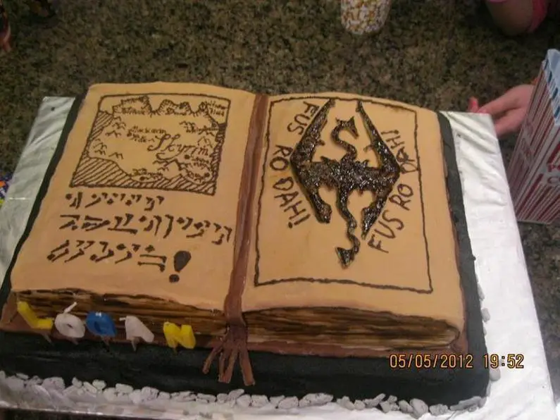 skyrim birthday cake