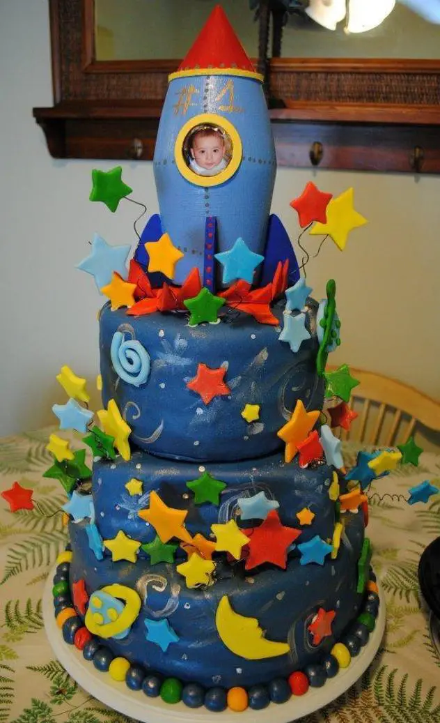space birthday cakes