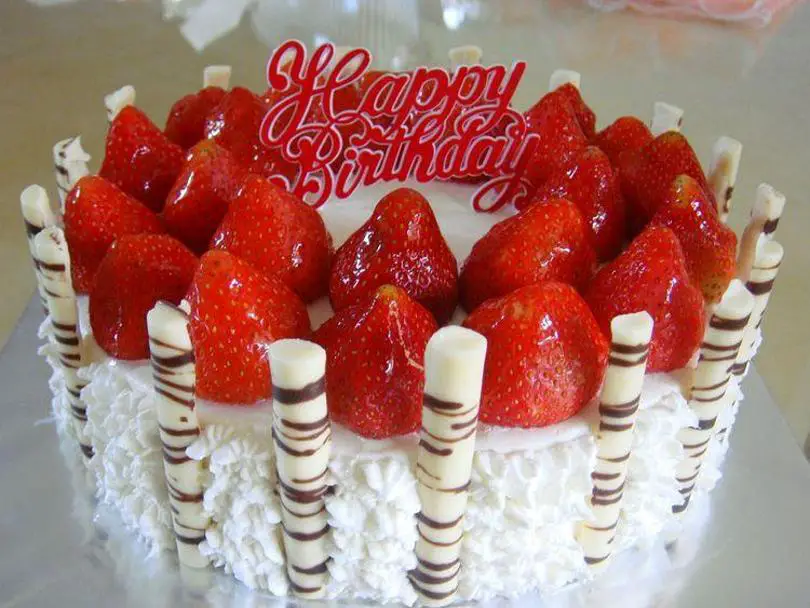 strawberry cake for birthday