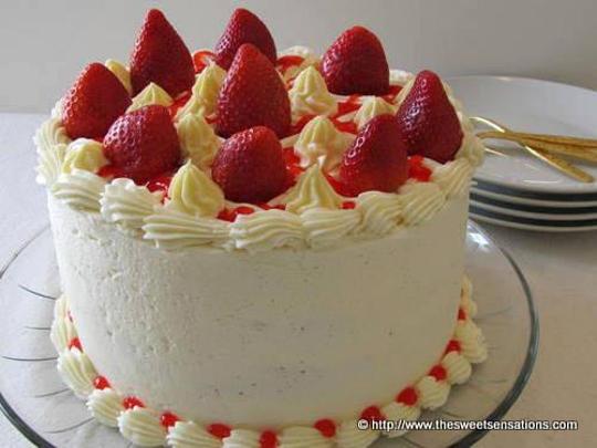 strawberry cheesecake birthday cake