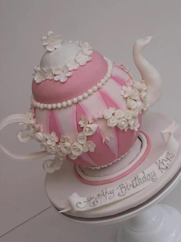 teapot birthday cakes