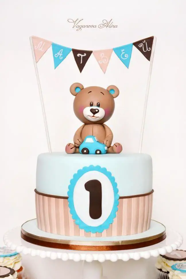 teddy bear first birthday cake