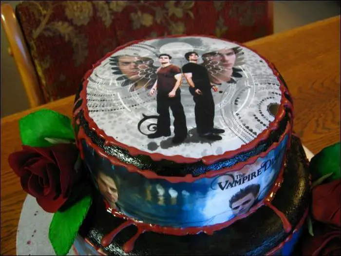 the vampire diaries birthday cake