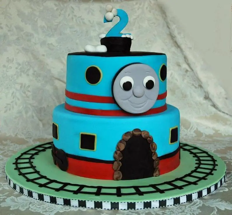 thomas train cakes birthday