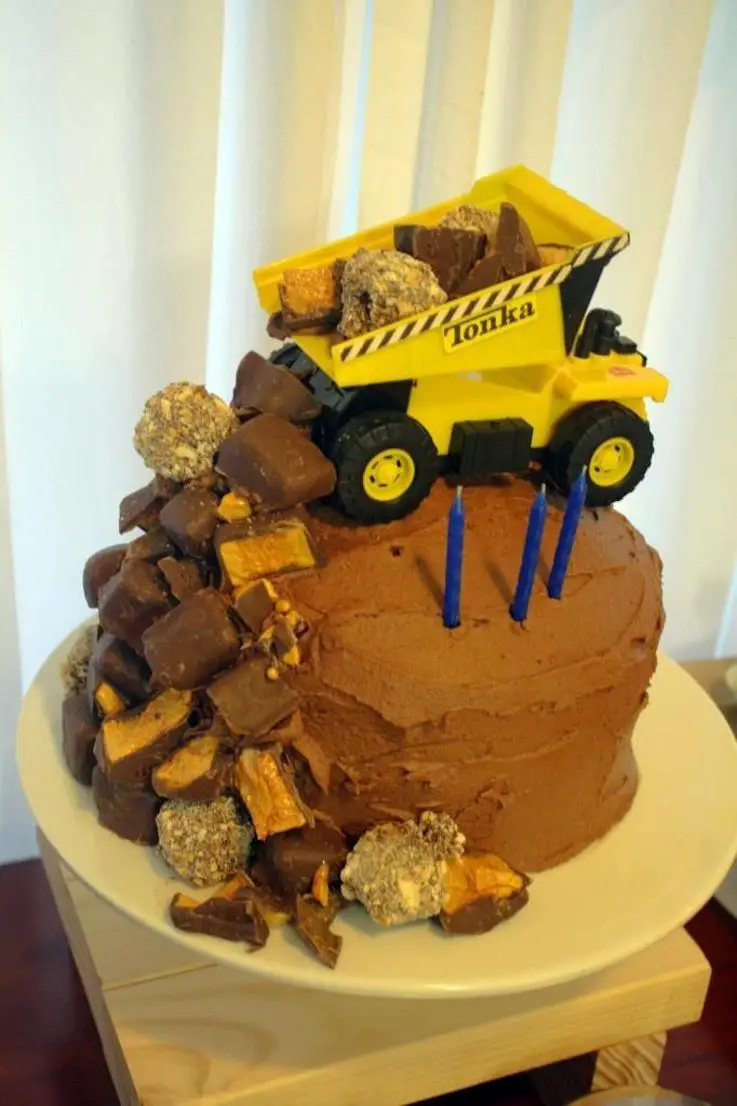 tip truck birthday cake