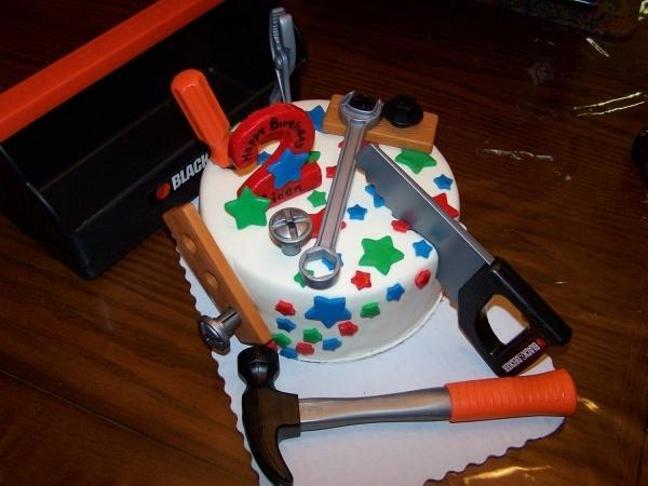 tools birthday cake